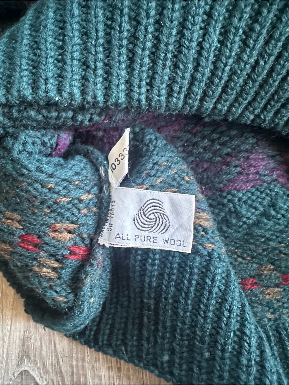 L.L. Bean Vintage Wool Sweater - Picture 4 of 5